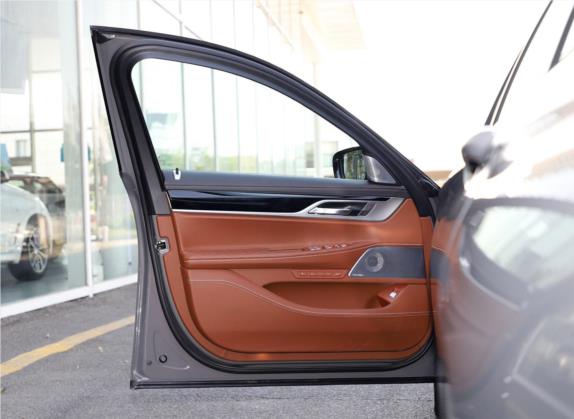 宝马7系 2019款 改款 740Li xDrive 行政型 M运动套装 车厢座椅   前门板