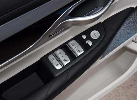 宝马7系 2019款 改款 740Li xDrive 华彩定制限量版 车厢座椅   门窗控制