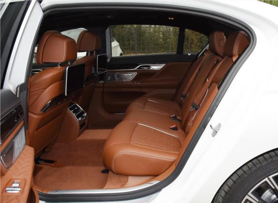 宝马7系 2019款 改款 750Li xDrive V8 M运动套装 车厢座椅   后排空间