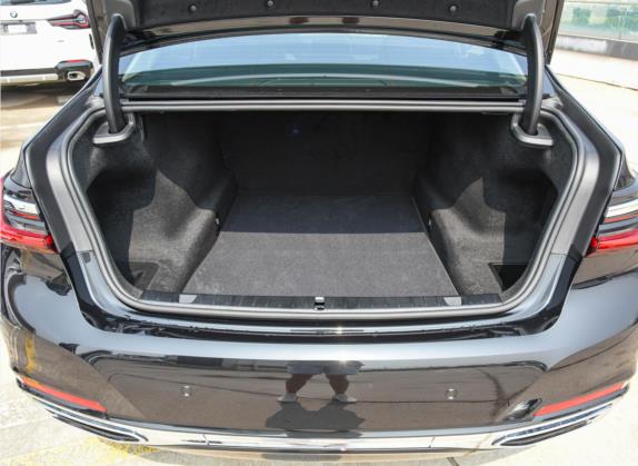 宝马7系 2021款 740Li 领先型 豪华套装 车厢座椅   后备厢