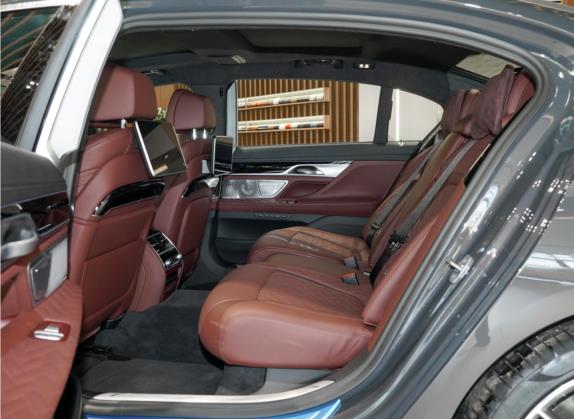 宝马7系 2021款 740Li xDrive 行政型 豪华套装 车厢座椅   后排空间