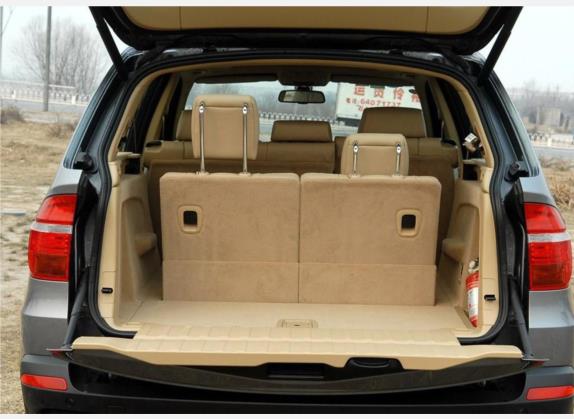 宝马X5(进口) 2008款 xDrive48i豪华型 车厢座椅   后备厢