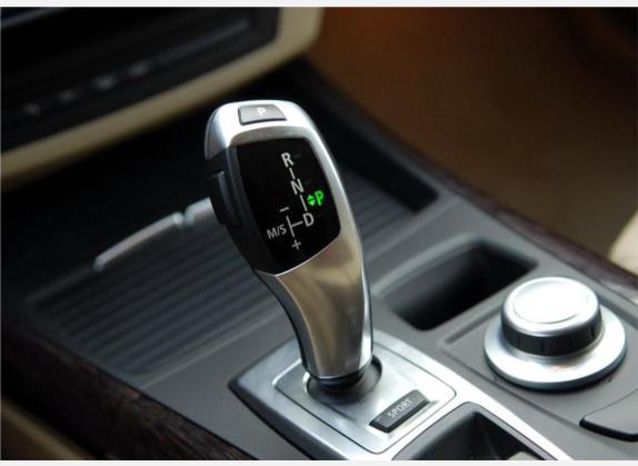 宝马X5(进口) 2008款 xDrive48i豪华型 中控类   挡把