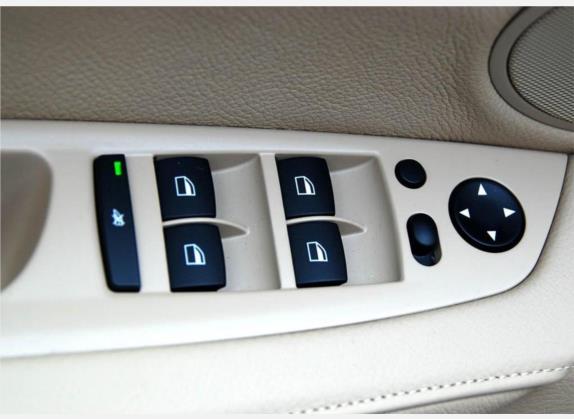 宝马X5(进口) 2008款 xDrive30i豪华型 车厢座椅   门窗控制