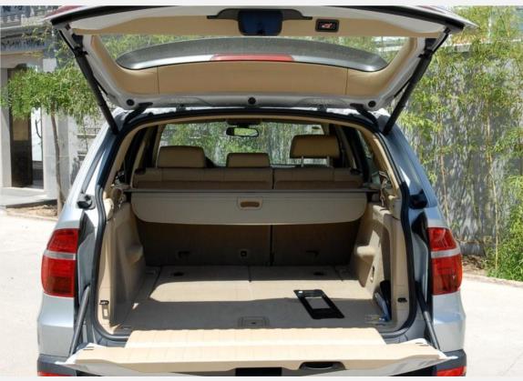 宝马X5(进口) 2008款 xDrive30i典雅型 车厢座椅   后备厢