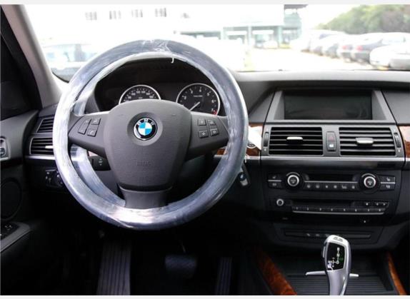 宝马X5(进口) 2009款 xDrive30i豪华型 中控类   驾驶位