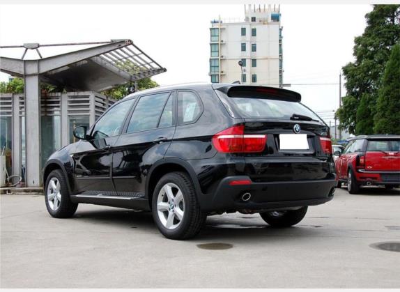 宝马X5(进口) 2009款 xDrive30i豪华型 外观   斜后