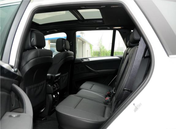 宝马X5(进口) 2011款 xDrive35i M运动型 车厢座椅   后排空间