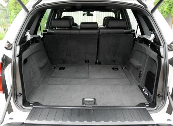 宝马X5(进口) 2011款 xDrive35i M运动型 车厢座椅   后备厢