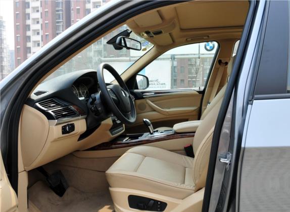 宝马X5(进口) 2011款 xDrive35i 领先型 车厢座椅   前排空间