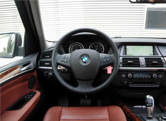 宝马X5(进口) 2013款 xDrive35i 领先型 中控类   驾驶位