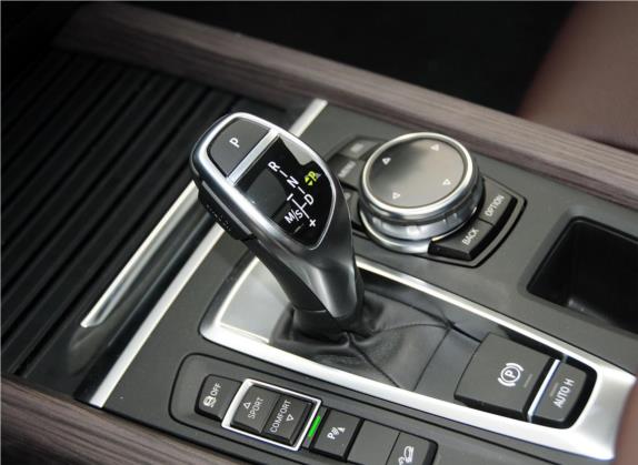 宝马X5(进口) 2014款 xDrive35i 尊享型 中控类   挡把
