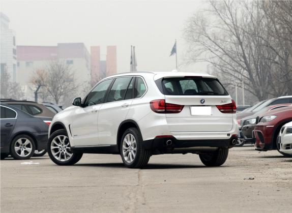 宝马X5(进口) 2014款 xDrive35i 典雅型 外观   斜后