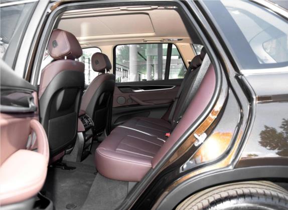 宝马X5(进口) 2015款 xDrive35i中国限量版 车厢座椅   后排空间