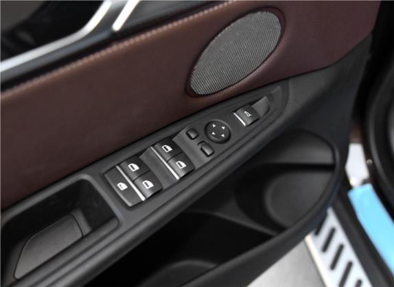 宝马X5(进口) 2015款 xDrive35i中国限量版 车厢座椅   门窗控制