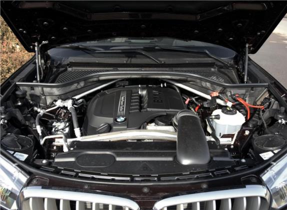 宝马X5(进口) 2017款 xDrive35i 领先型 其他细节类   发动机舱