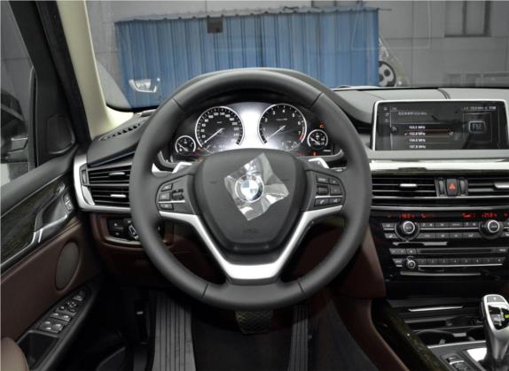 宝马X5(进口) 2017款 xDrive35i 豪华型 中控类   驾驶位