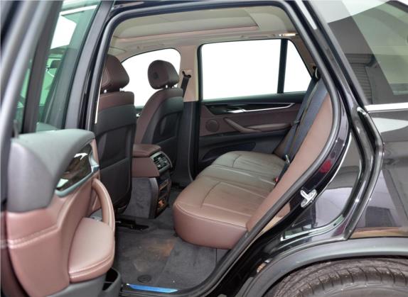 宝马X5(进口) 2017款 xDrive35i 豪华型 车厢座椅   后排空间