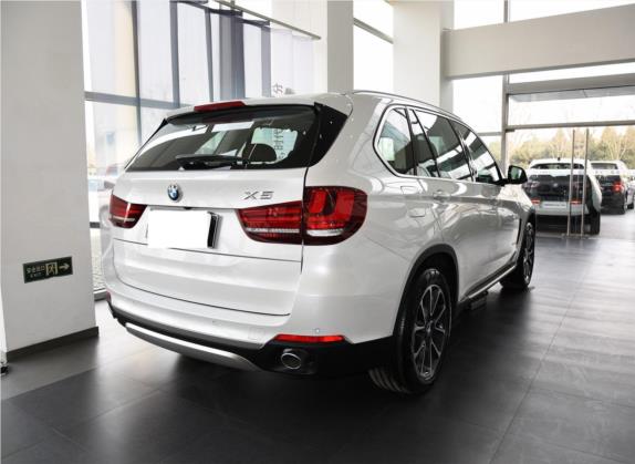 宝马X5(进口) 2017款 xDrive35i 尊享型 外观   斜后