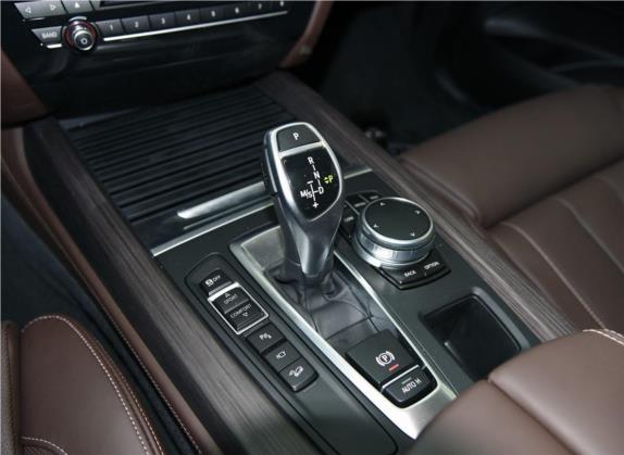 宝马X5(进口) 2017款 xDrive35i 尊享型 中控类   挡把
