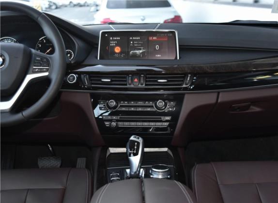 宝马X5(进口) 2018款 xDrive28i 中控类   中控台