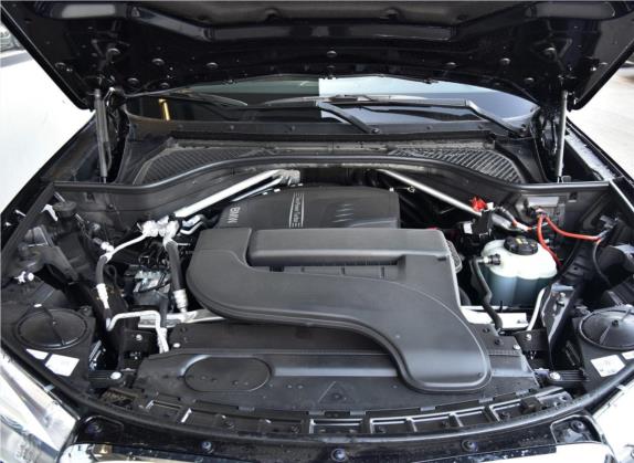 宝马X5(进口) 2018款 xDrive28i 其他细节类   发动机舱