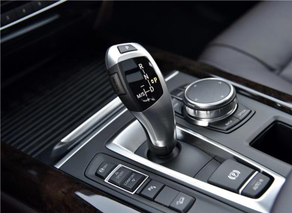 宝马X5(进口) 2018款 xDrive35i 典雅型 中控类   挡把