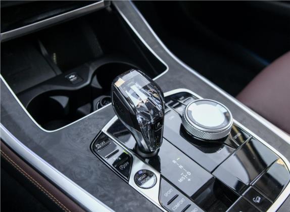 宝马X5(进口) 2019款 xDrive40i M运动套装 中控类   挡把