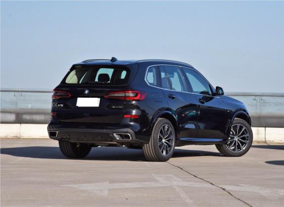 宝马X5(进口) 2019款 xDrive30i M运动套装 外观   斜后