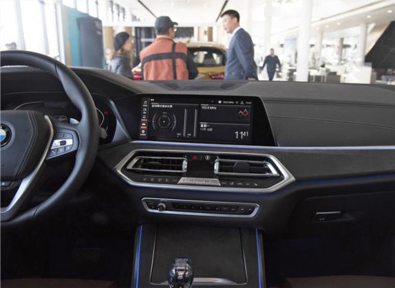 宝马X5(进口) 2019款 xDrive30i X设计套装 中控类   中控台