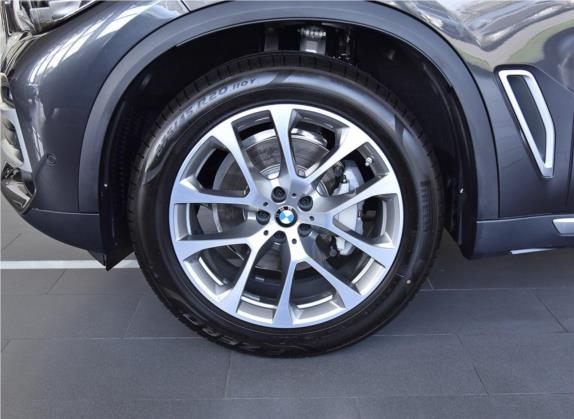 宝马X5(进口) 2019款 xDrive30i X设计套装 其他细节类   前轮