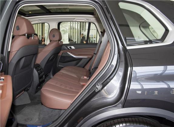 宝马X5(进口) 2019款 xDrive30i X设计套装 车厢座椅   后排空间
