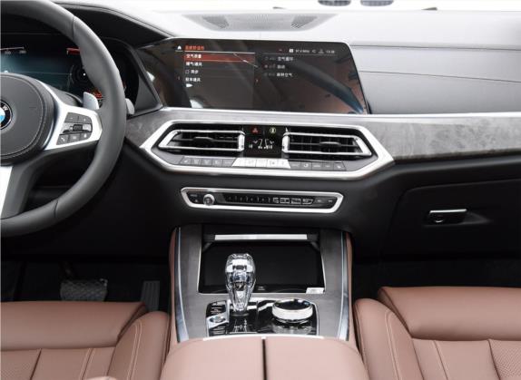 宝马X5(进口) 2020款 xDrive30i M运动套装 中控类   中控台