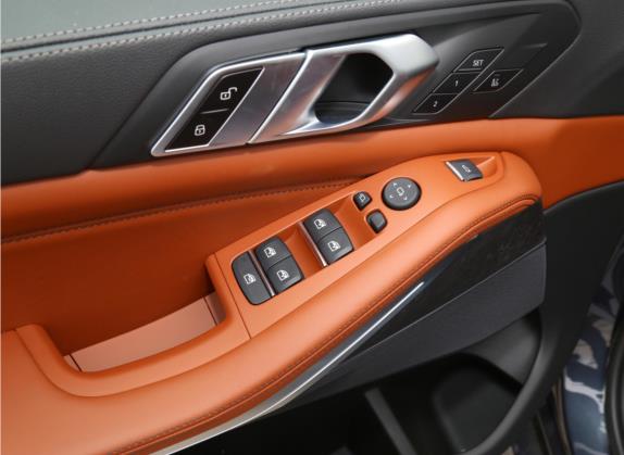 宝马X5(进口) 2021款 xDrive30i M运动套装 车厢座椅   门窗控制