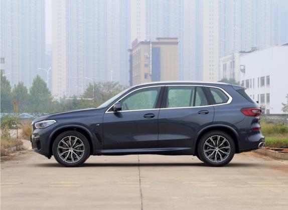 宝马X5(进口) 2021款 xDrive40i M运动套装 外观   正侧
