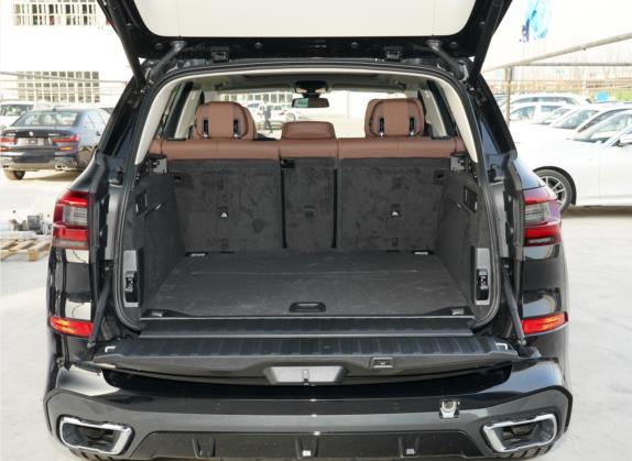 宝马X5(进口) 2022款 xDrive40i M运动套装 车厢座椅   后备厢