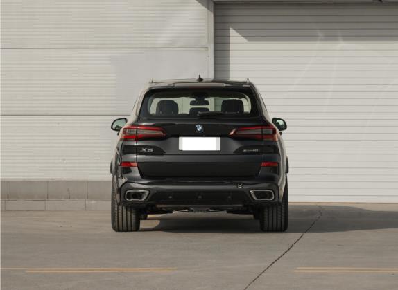 宝马X5(进口) 2022款 xDrive40i M运动套装 外观   正后