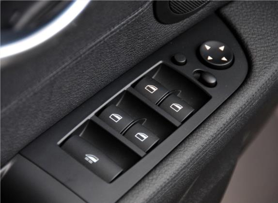 宝马Z4 2012款 sDrive28i领先型 车厢座椅   门窗控制