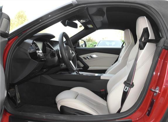 宝马Z4 2019款 M40i M运动性能版 车厢座椅   前排空间