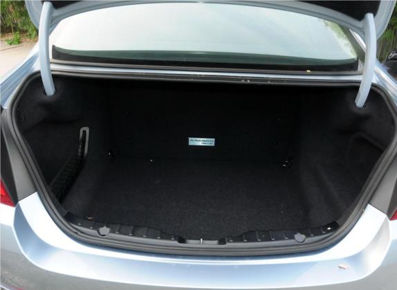 宝马5系(进口) 2013款 ActiveHybrid 5 车厢座椅   后备厢