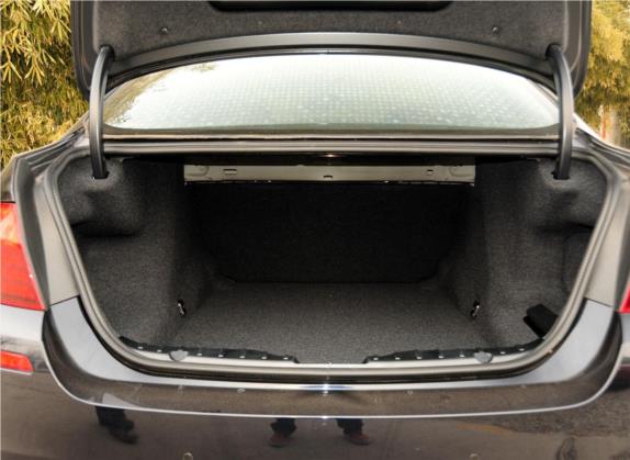 宝马5系(进口) 2014款 535i xDrive M运动型 车厢座椅   后备厢
