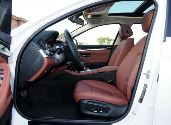 宝马5系(进口) 2014款 520i 旅行版 车厢座椅   前排空间