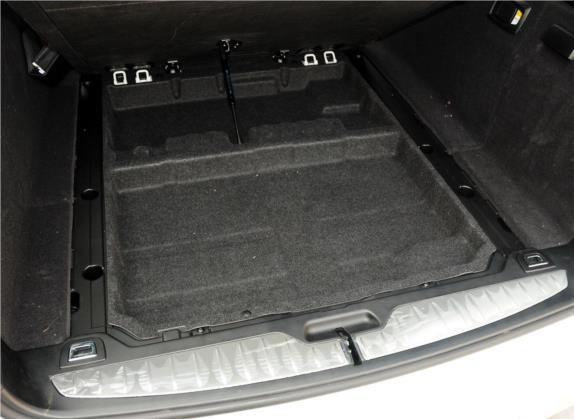 宝马5系(进口) 2014款 528i xDrive M运动型 旅行版 其他细节类   备胎