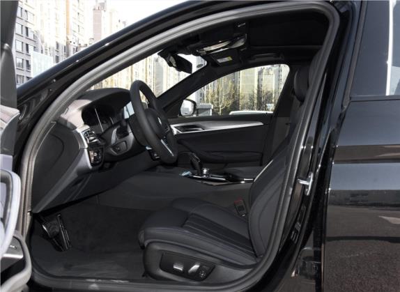 宝马5系(进口) 2019款 525i M运动套装 车厢座椅   前排空间