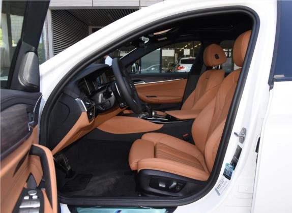 宝马5系(进口) 2019款 改款 530i M运动套装 车厢座椅   前排空间