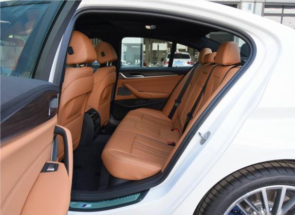 宝马5系(进口) 2019款 改款 530i M运动套装 车厢座椅   后排空间