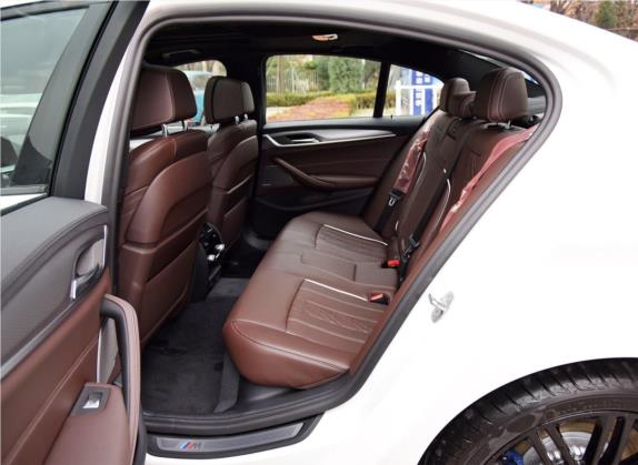宝马5系(进口) 2020款 540i 风尚版 M运动套装 车厢座椅   后排空间