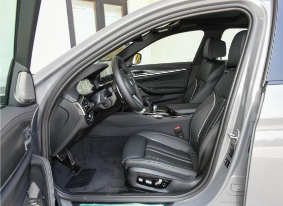宝马5系(进口) 2022款 530i 风尚版 M运动套装 车厢座椅   前排空间