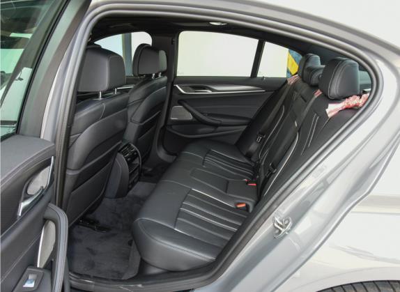 宝马5系(进口) 2022款 530i 风尚版 M运动套装 车厢座椅   后排空间