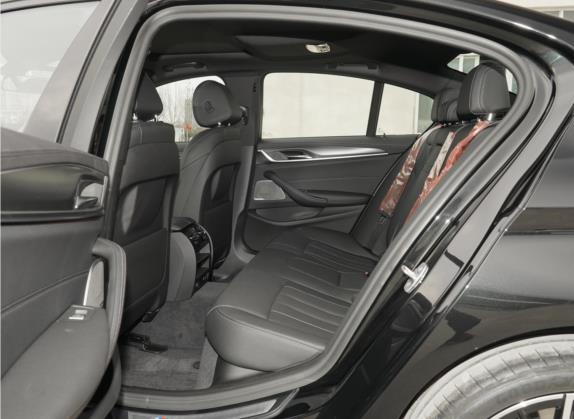 宝马5系(进口) 2022款 改款 530i M运动套装 车厢座椅   后排空间